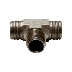 [FS-2601-04-04-04] Tee Macho cara plana x Macho Cara Plana x Macho NPT al centro